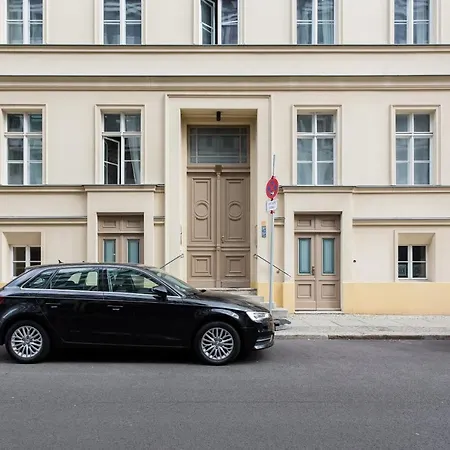 Luxury 2 Bedroom In The Heart Of Mitte, Apartman Berlin