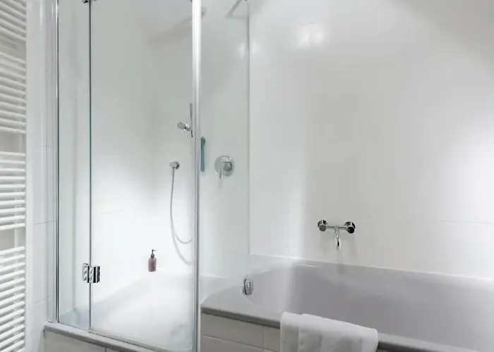 Apartman Luxury 2 Bedroom In The Heart Of Mitte, *