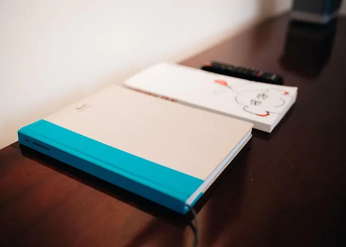 Luxury 2 Bedroom In The Heart Of Mitte, *