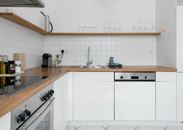 Luxury 2 Bedroom In The Heart Of Mitte, *