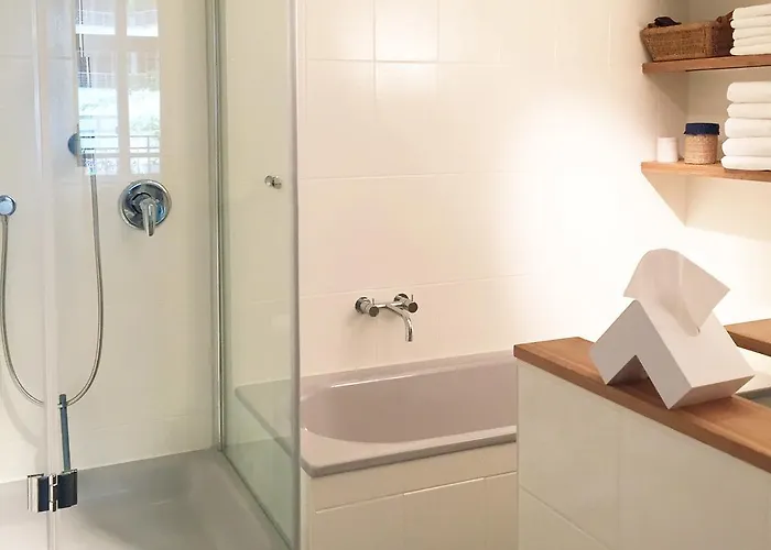 아파트 Luxury 2 Bedroom In The Heart Of Mitte, *