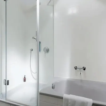 Apartmán Luxury 2 Bedroom In The Heart Of Mitte, *