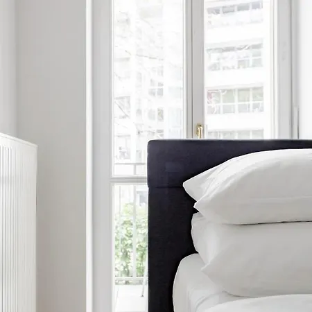 Luxury 2 Bedroom In The Heart Of Mitte, Lejlighed *