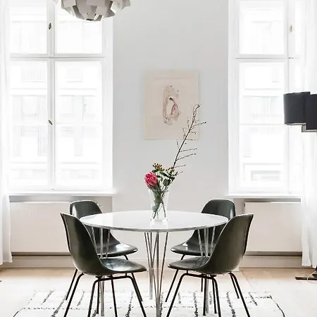 Luxury 2 Bedroom In The Heart Of Mitte,