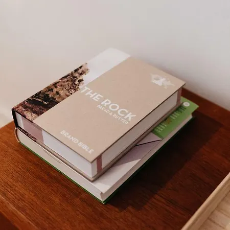 Luxury 2 Bedroom In The Heart Of Mitte, Berlino